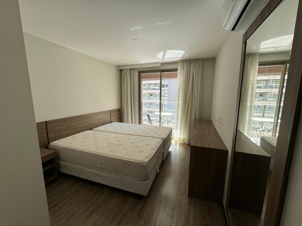 Via Premier Apartamento