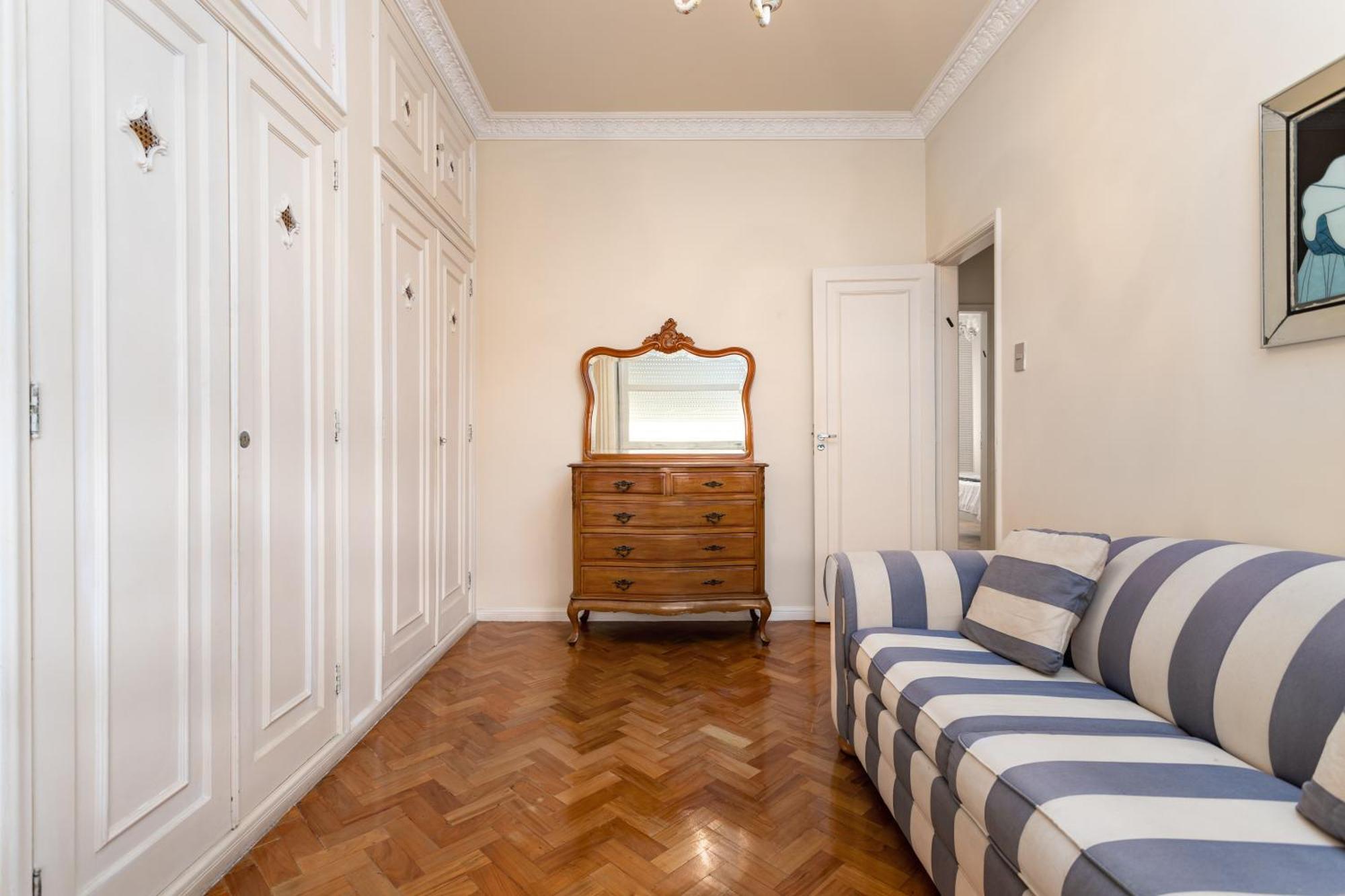 Apartamento Vista Mar - Copacabana 10 Pessoas - Santa Clara *