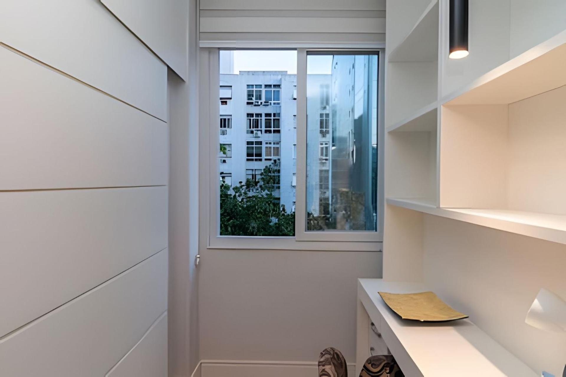 Apto Ipanema Posto10 - 300m Da C/ Lava&seca Apartamento *