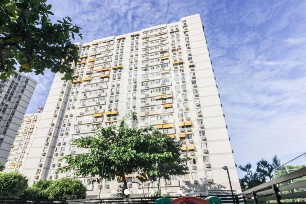 Apartamento Na Barra Da Tijuca 2 Quartos Com Ar Condicionado Apartment *