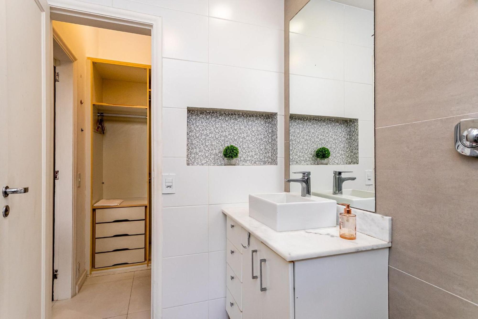 Copacabana Com Garagem, Office, Closet - Luxo, Conforto E Lazer. * Rio de Janeiro