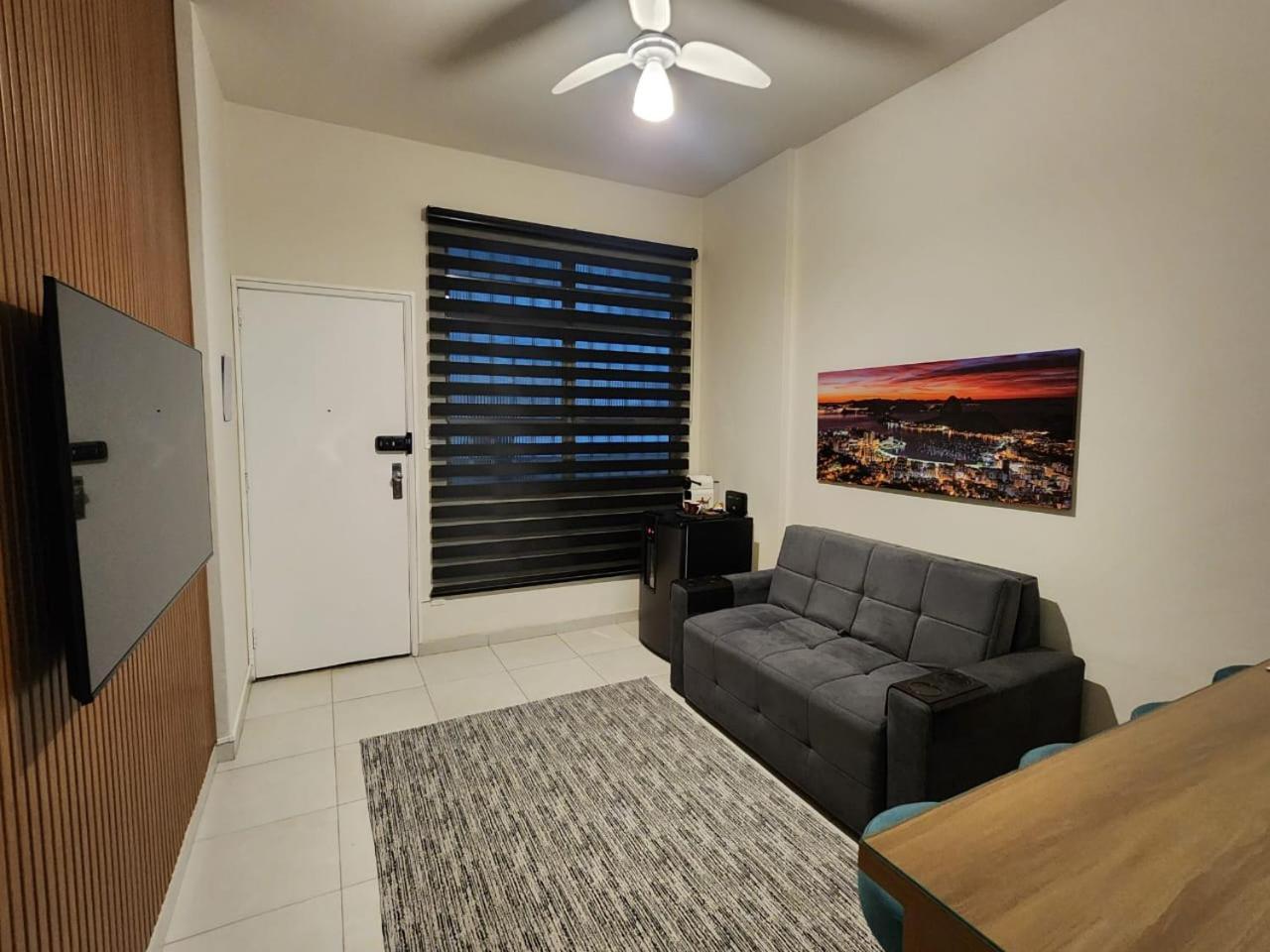 Em Copacabana Apartment