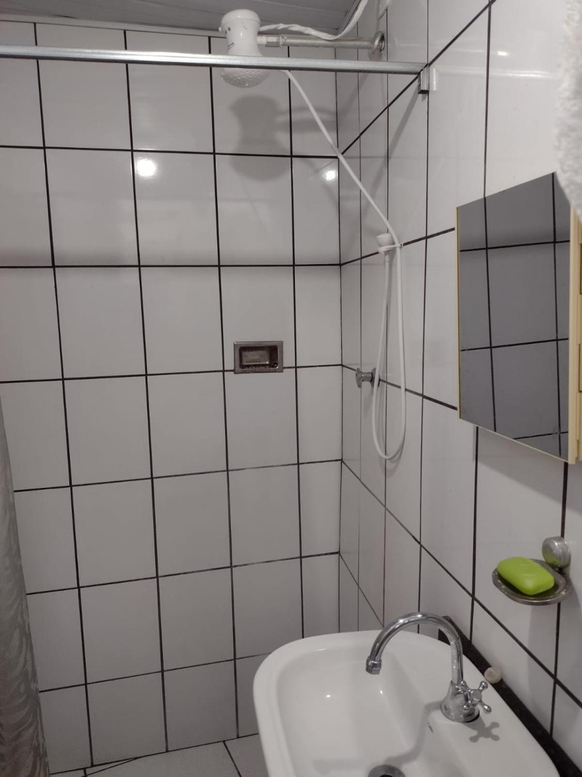 Kitnet Aconchegante Com Estacionamento Apartment Rio de Janeiro