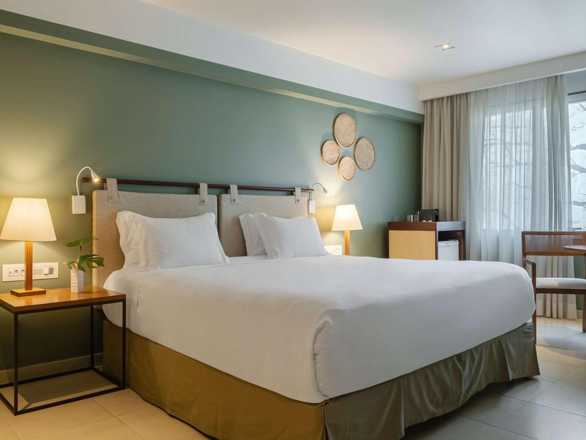 Grand Mercure Copacabana Hotel 5*