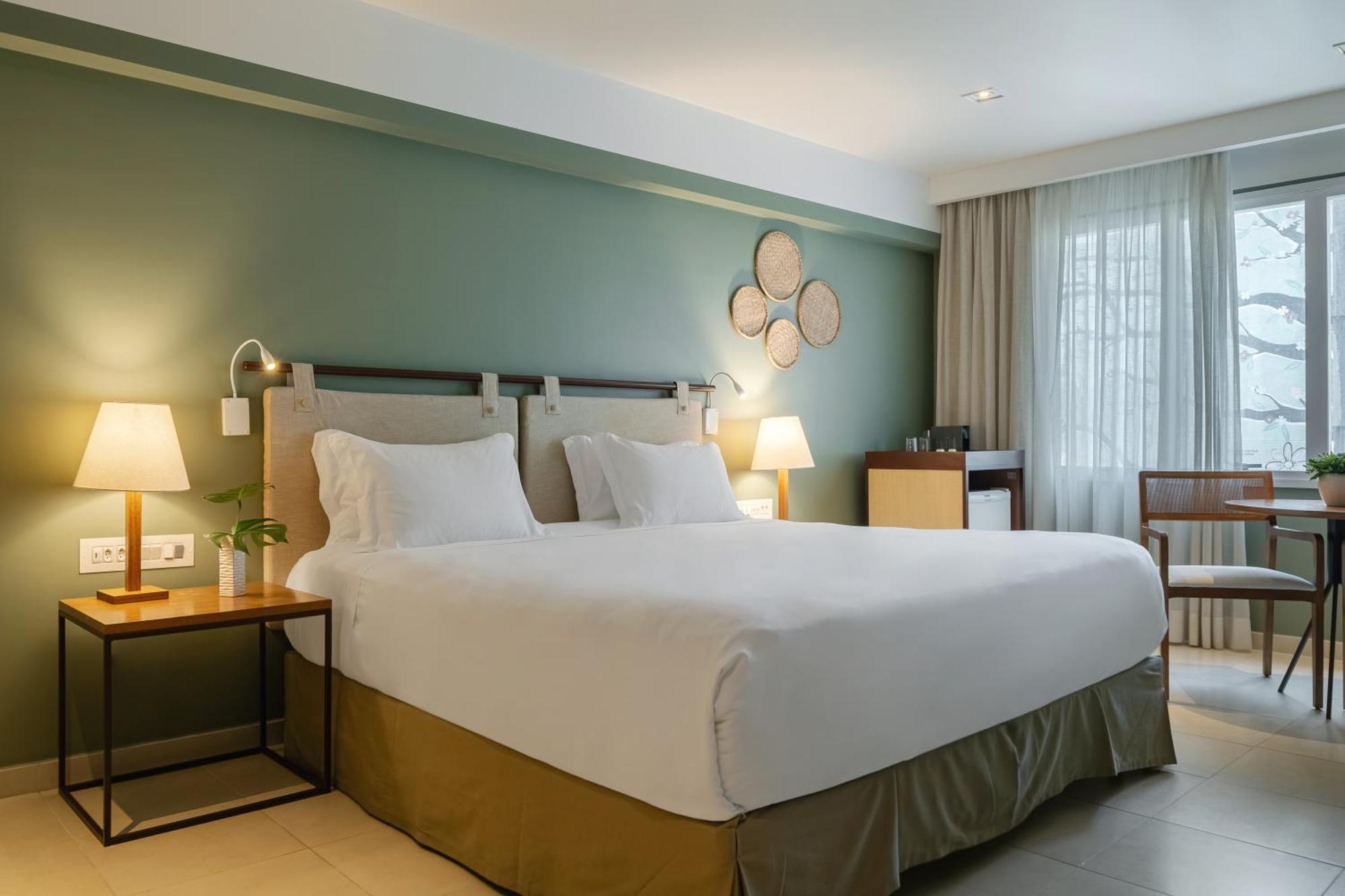 Grand Mercure Copacabana Hotel