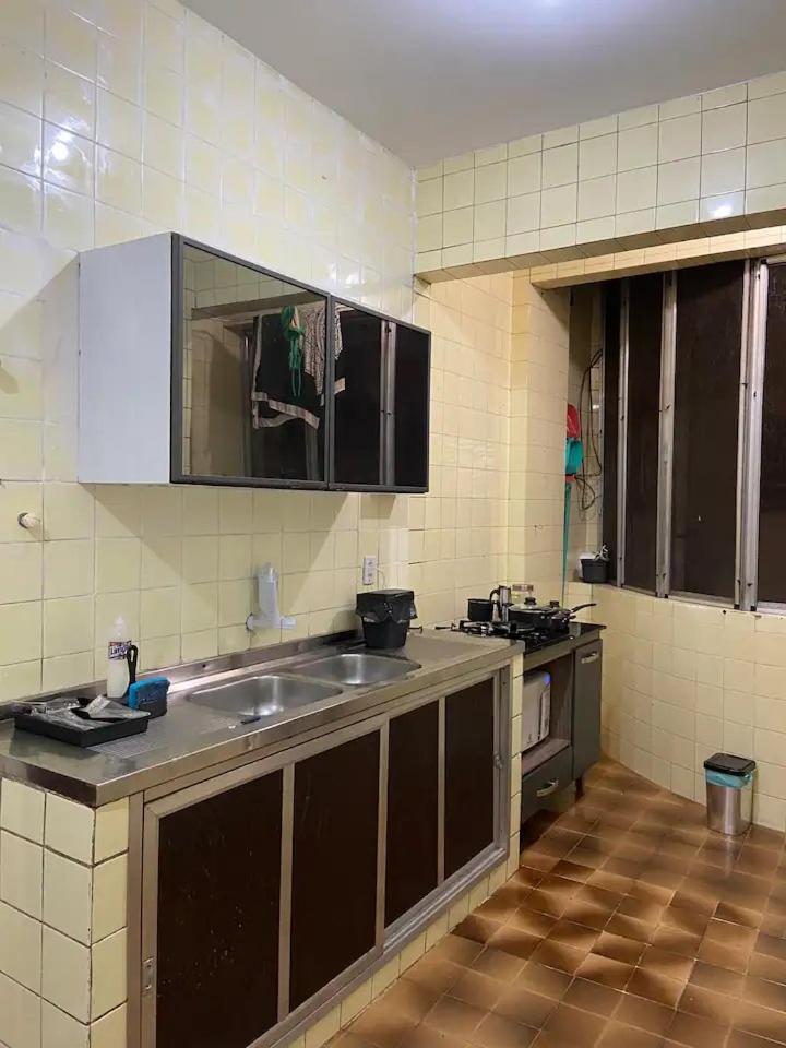 Apartamento Espacoso E Bem Localizado Em Copanema Rio de Janeiro