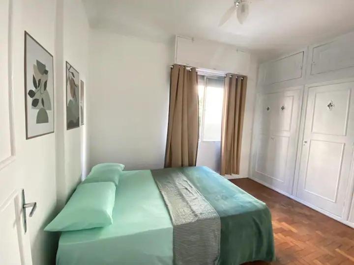 Apartamento Espacoso E Bem Localizado Em Copanema