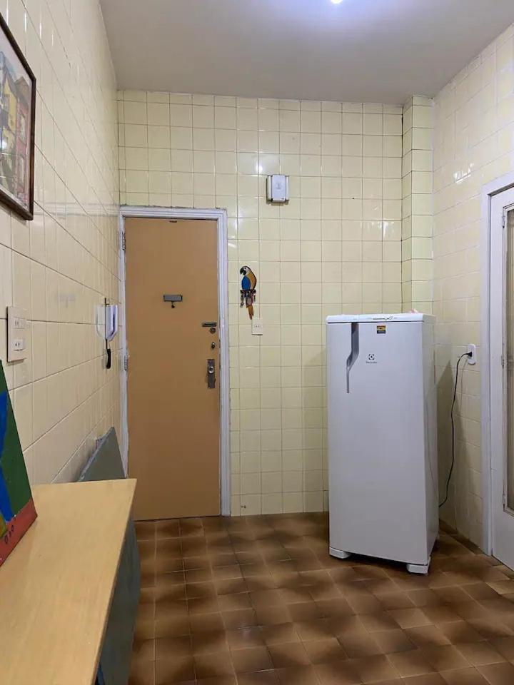 Espacoso E Bem Localizado Em Copanema Apartamento *