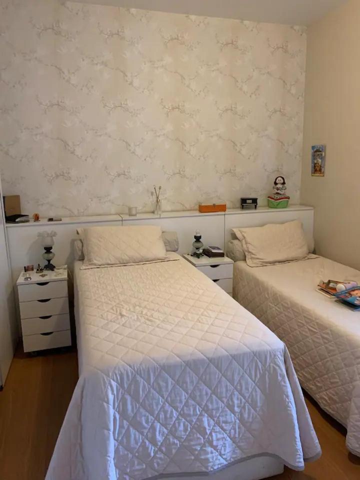 Apartamento 2 Quartos, 1 , Leblon *