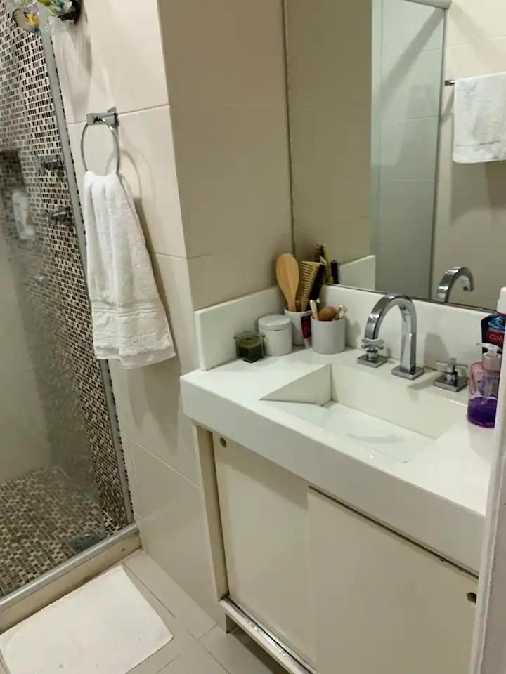 2 Quartos, 1 , Leblon Apartamento *