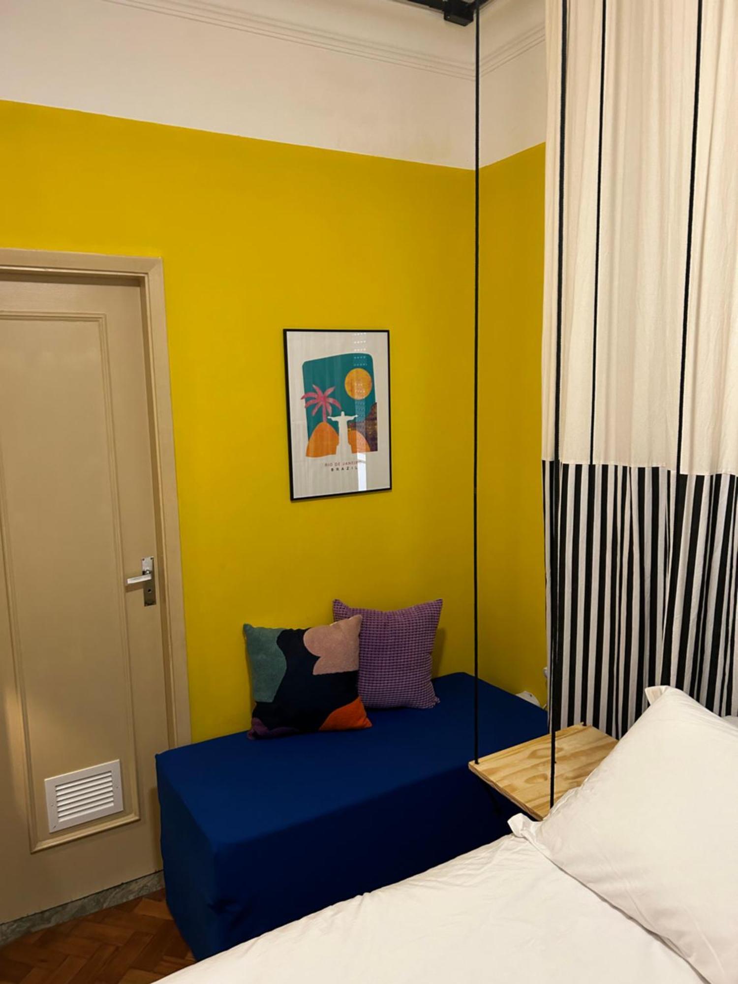 Apartment Pe Na Areia Na Quadra Copacabana Localizacao Rio Wifi 100mb