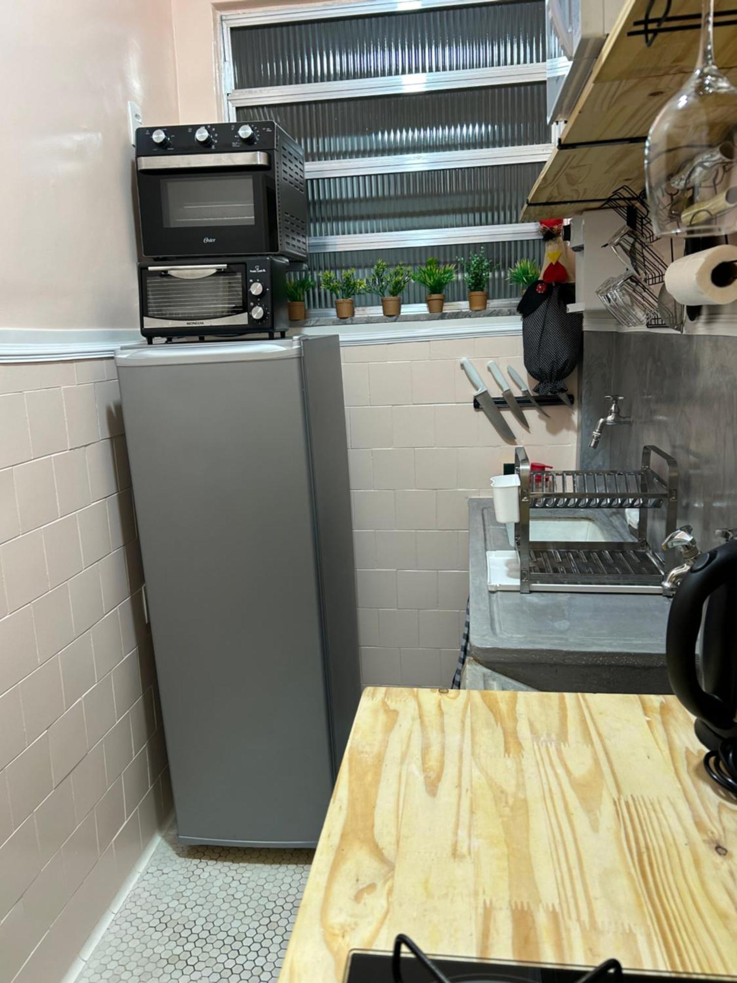 Apartment Pe Na Areia Na Quadra Copacabana Localizacao Rio Wifi 100mb