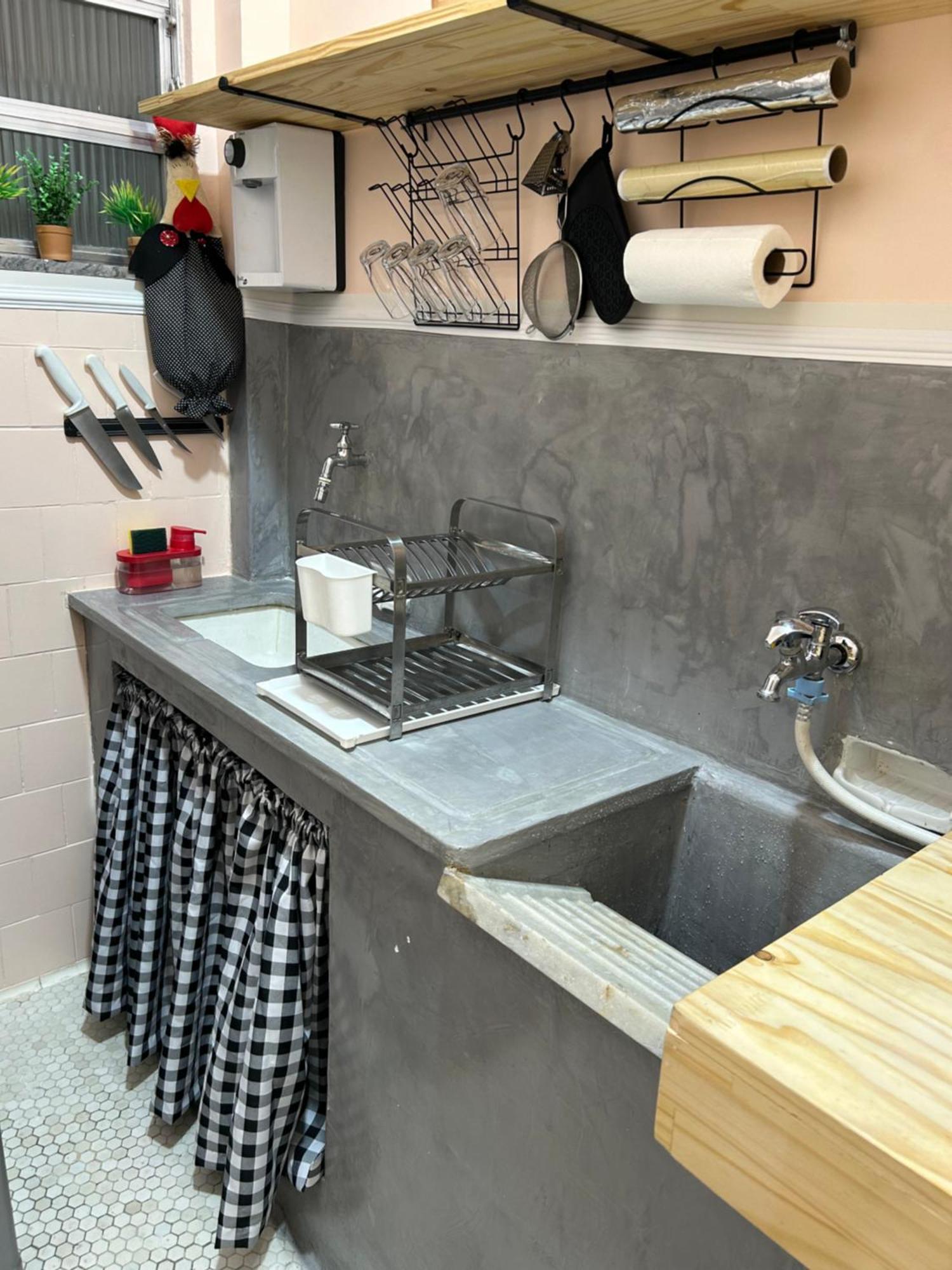 Pe Na Areia Na Quadra Copacabana Localizacao Rio Wifi 100mb Apartment *