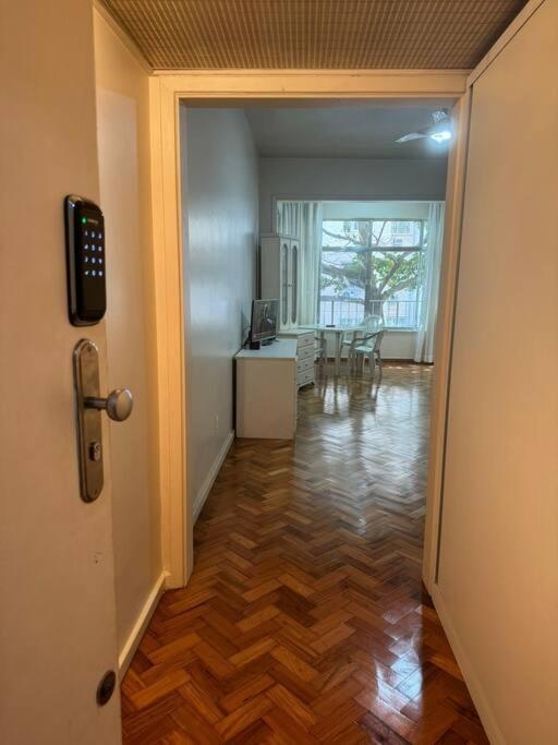 1 Quadra Da De Copacabana Apartamento Rio de Janeiro