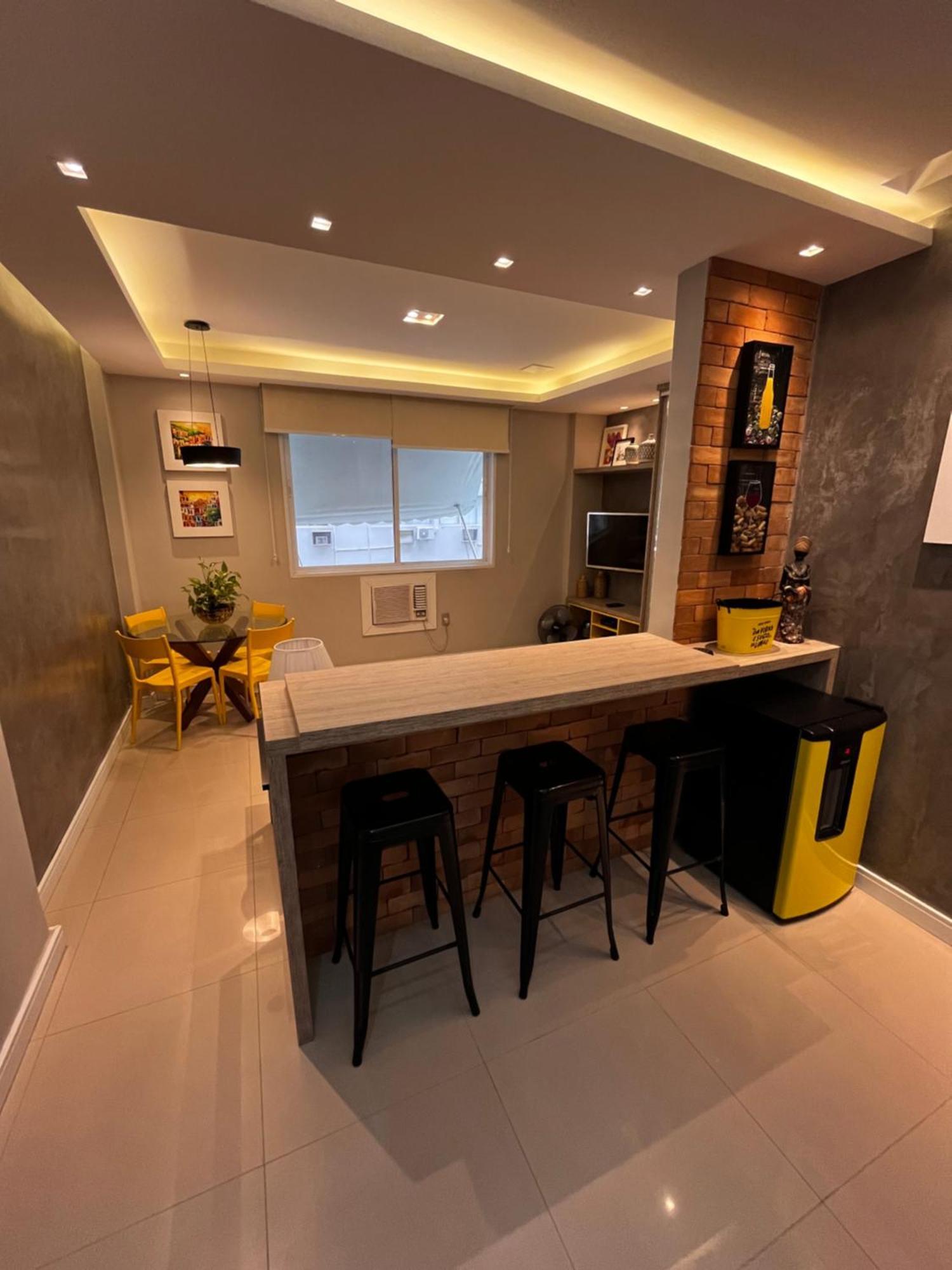 Apartamento Estudio Completo E Bem Equipado Em Copacabana Conforto Acessibilidade E Muito Bem Localizado *
