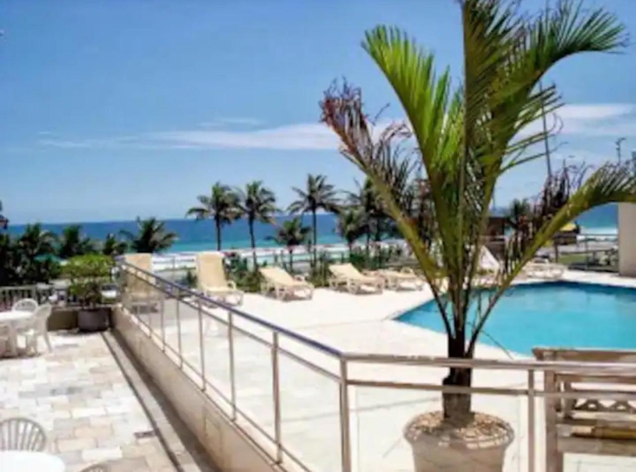 Barra Da Tijuca Em Frente A Apartamento *