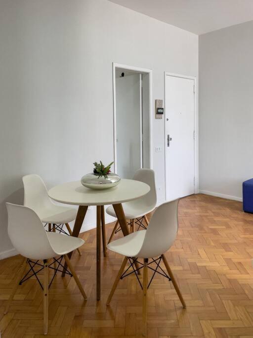 Apartment Leblon 200m Da *