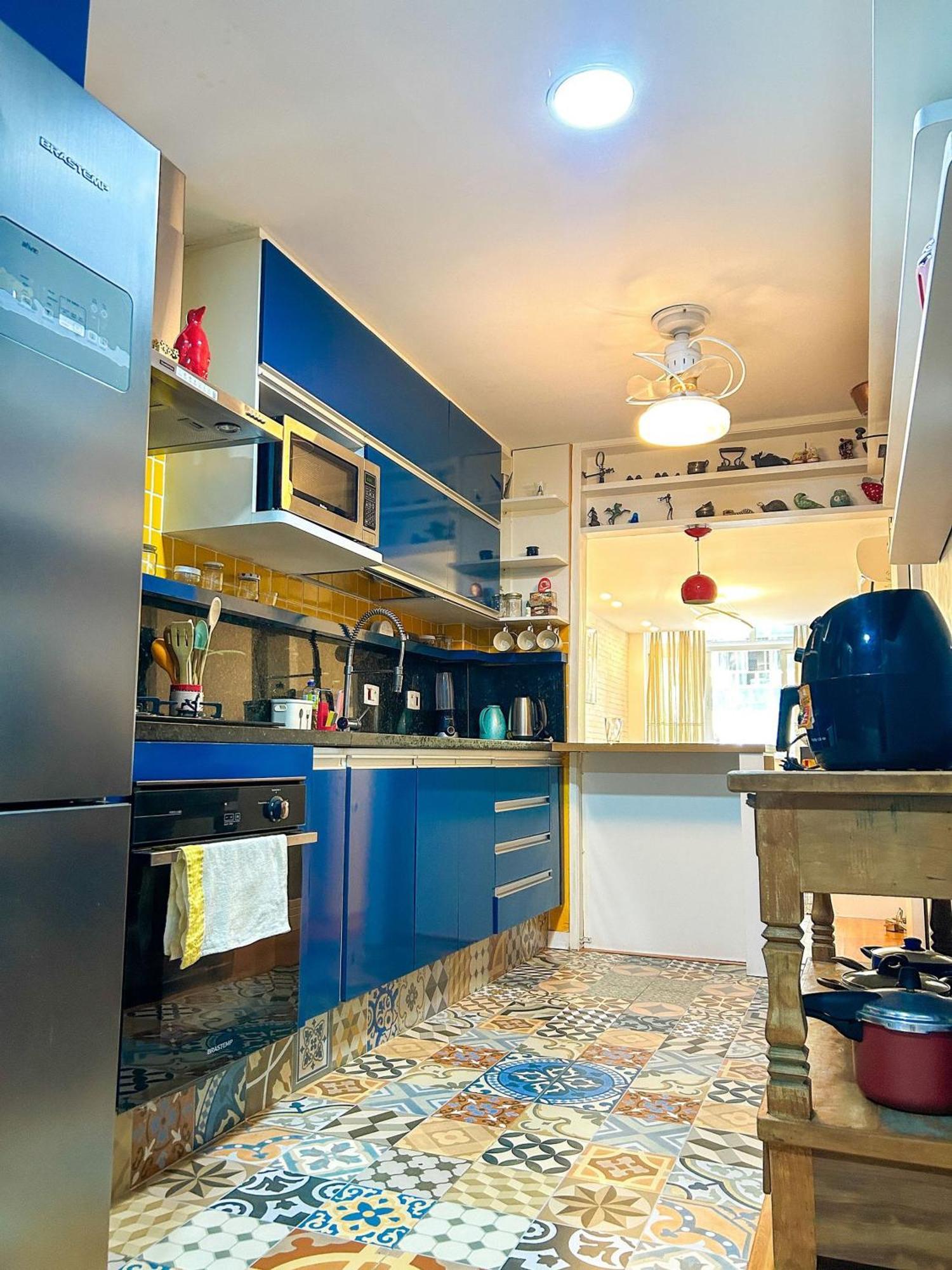 Luxuoso Apartamento De 3 Quartos Com Vaga No Leblon *