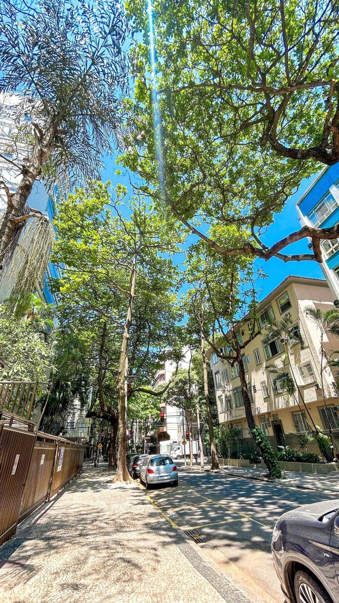 Luxuoso Apartamento De 3 Quartos Com Vaga No Leblon Rio de Janeiro