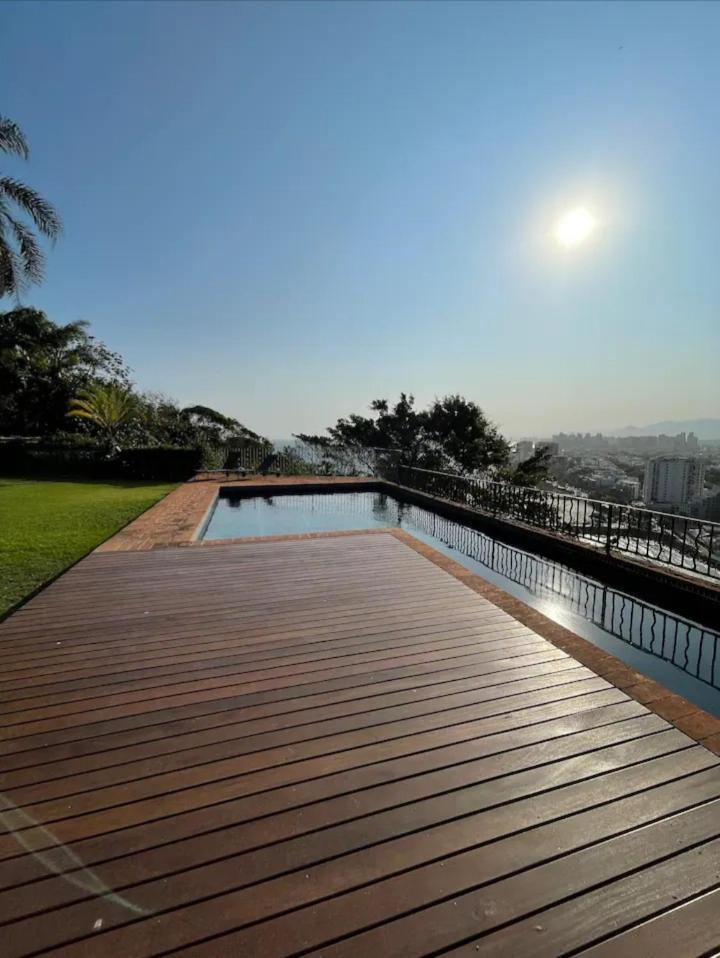Homestay Casa Alto Joa Barra Da Tijuca
