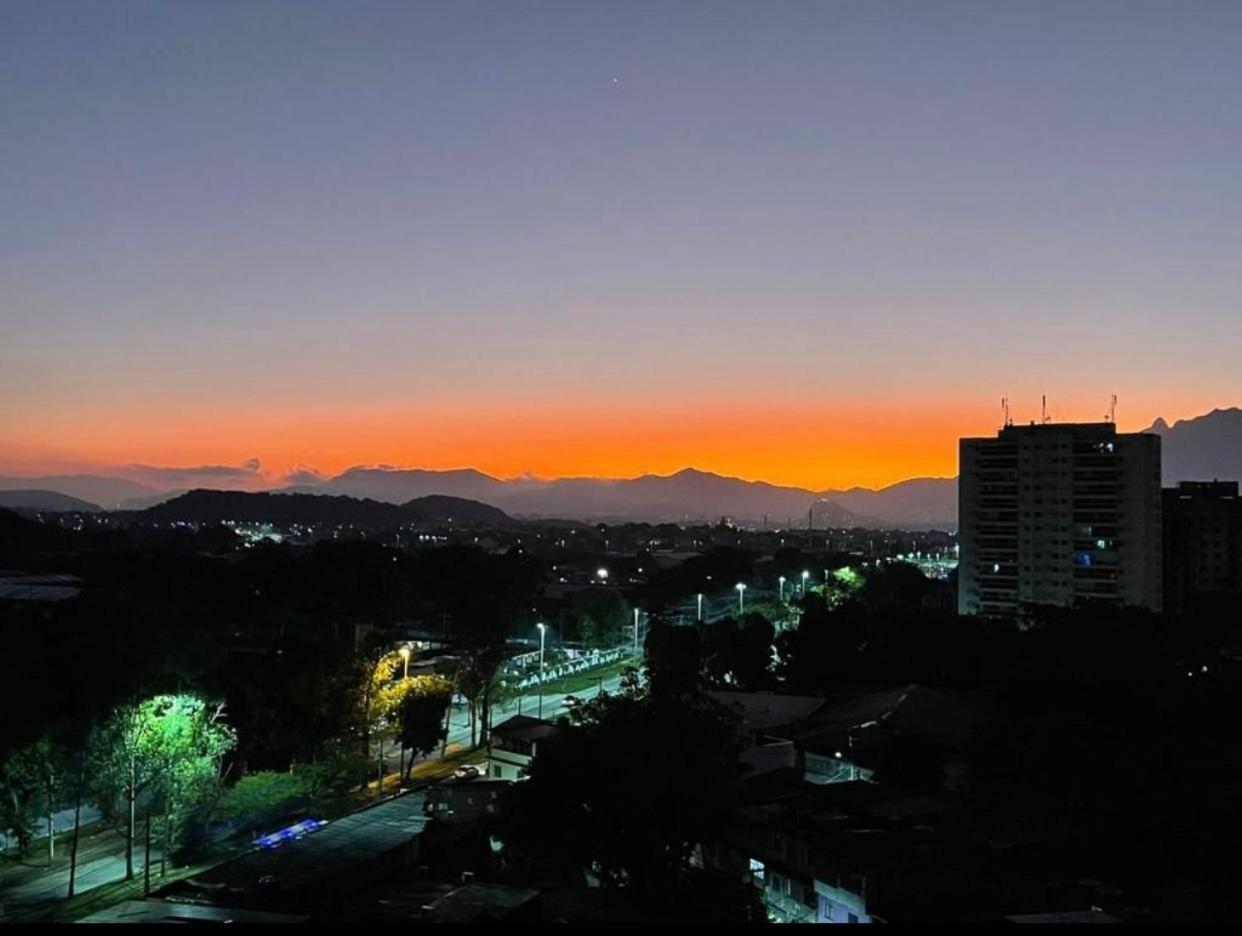 Flat Confortavel Com Piscina Proximo Ao Riocentro Projac Farmasi Arena Barra Da Tijuca Apartment Rio de Janeiro