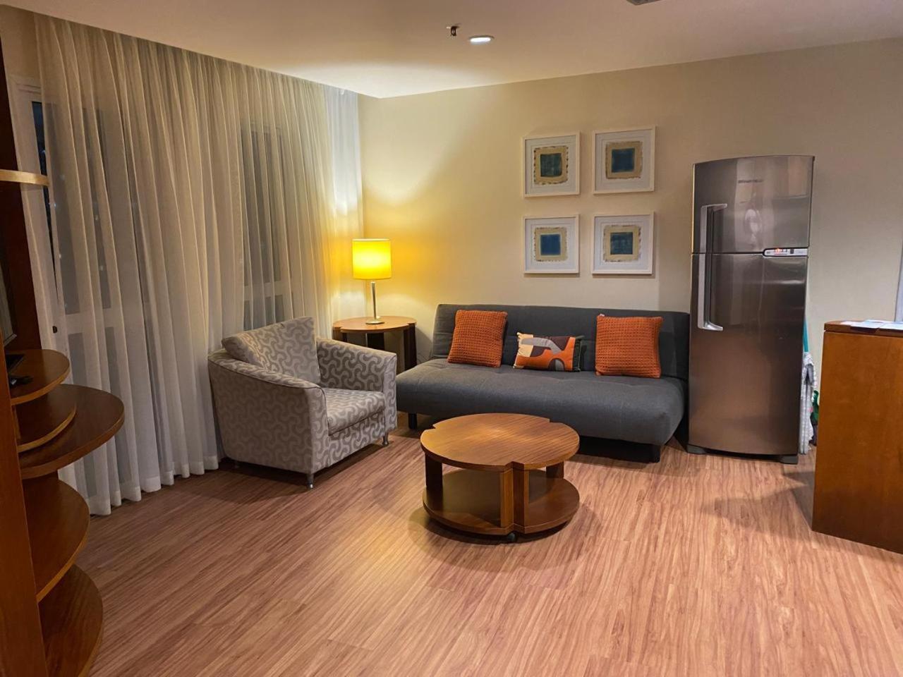 Apartamento Flat Barra Vista Mar Urbano Posto 4 *