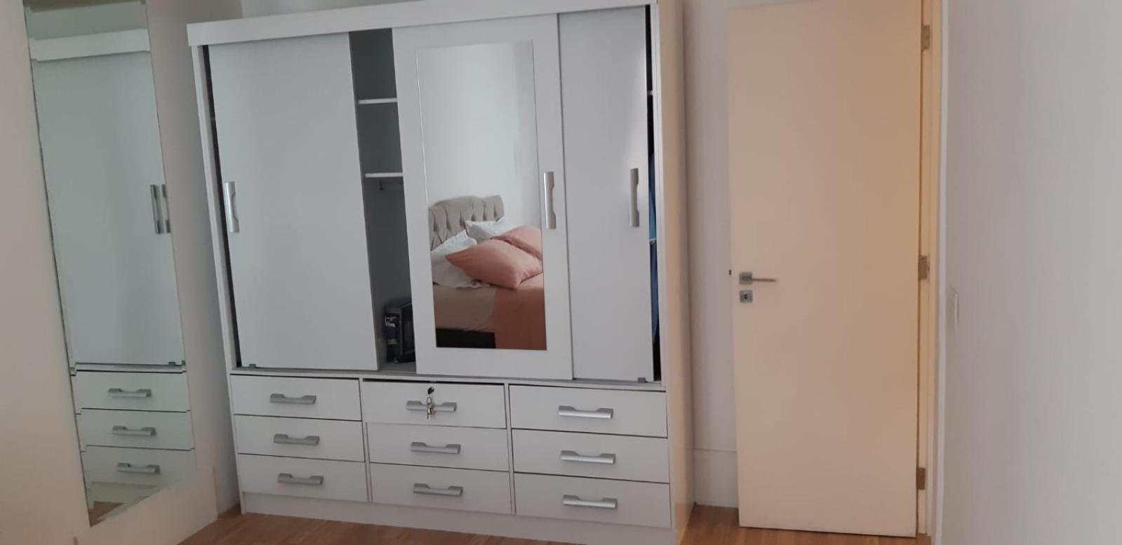 Apartamento Lindo De 3 Quartos, Uma Quadra Da Praia!