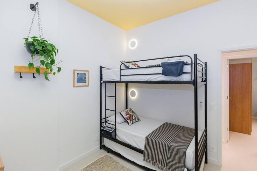 Com Vaga No Arpoador Apartamento Rio de Janeiro