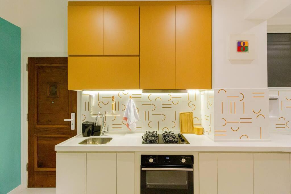 Apartamento Com Vaga No Arpoador *