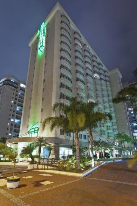 Apartment Barra Premium - Flat 04 Praia, Piscina, Academia