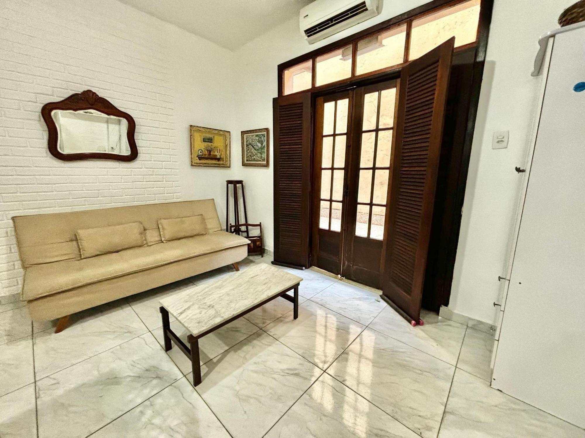 Santa Clara 128 * Rio de Janeiro