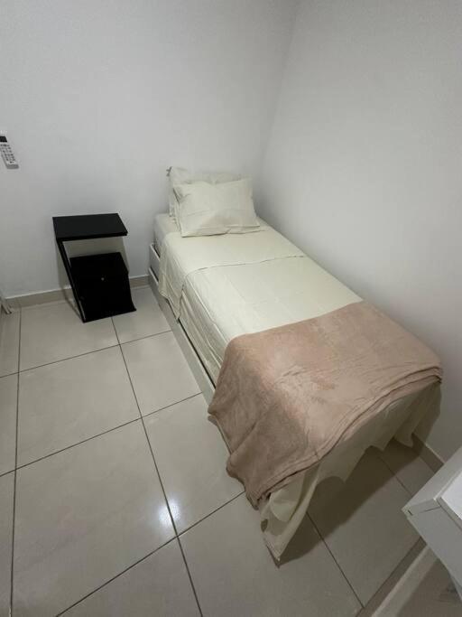 Apartamento A 200 Metros Da No Recreio *