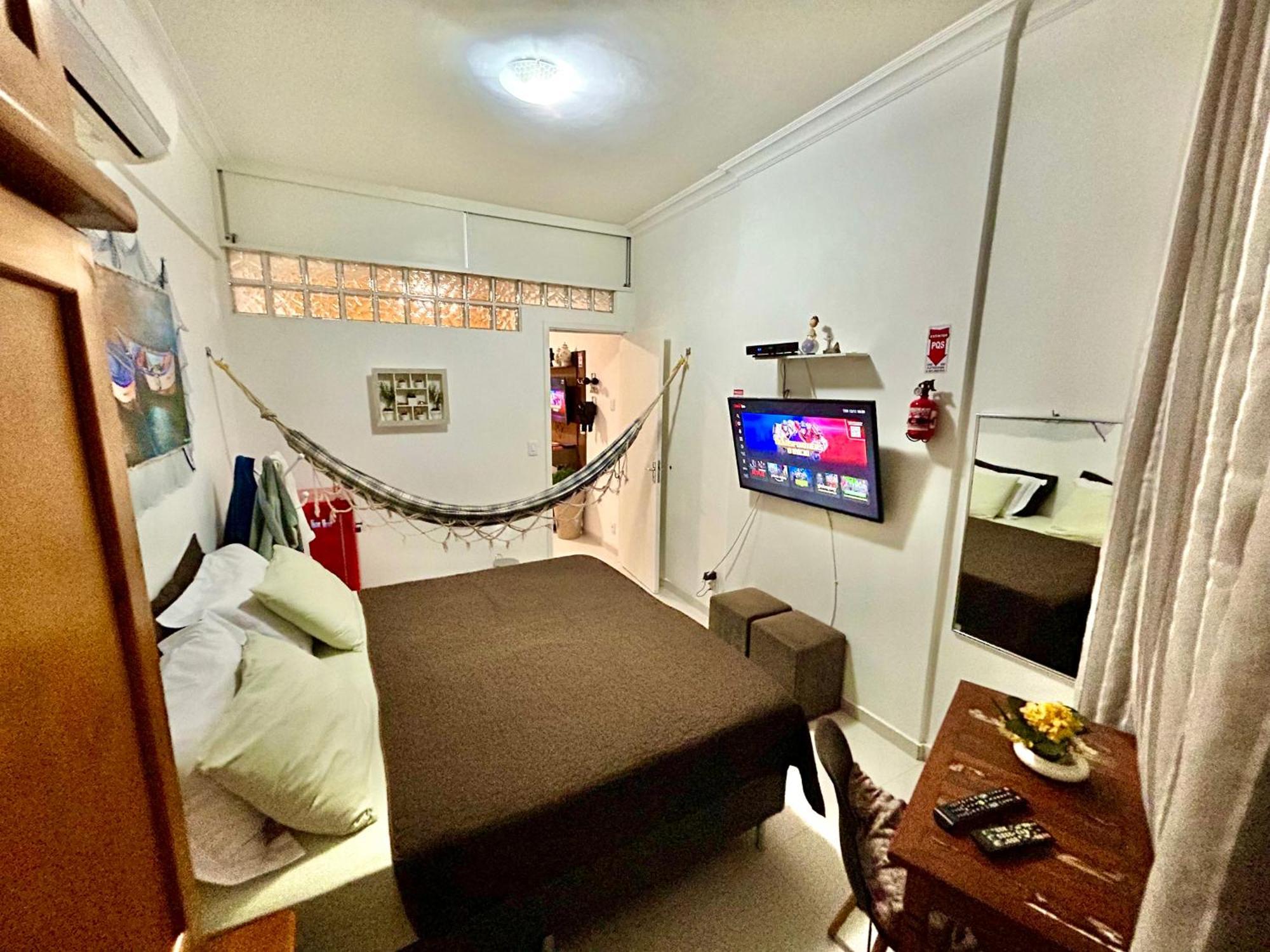 Apartamento Quadra - Posto 4 *