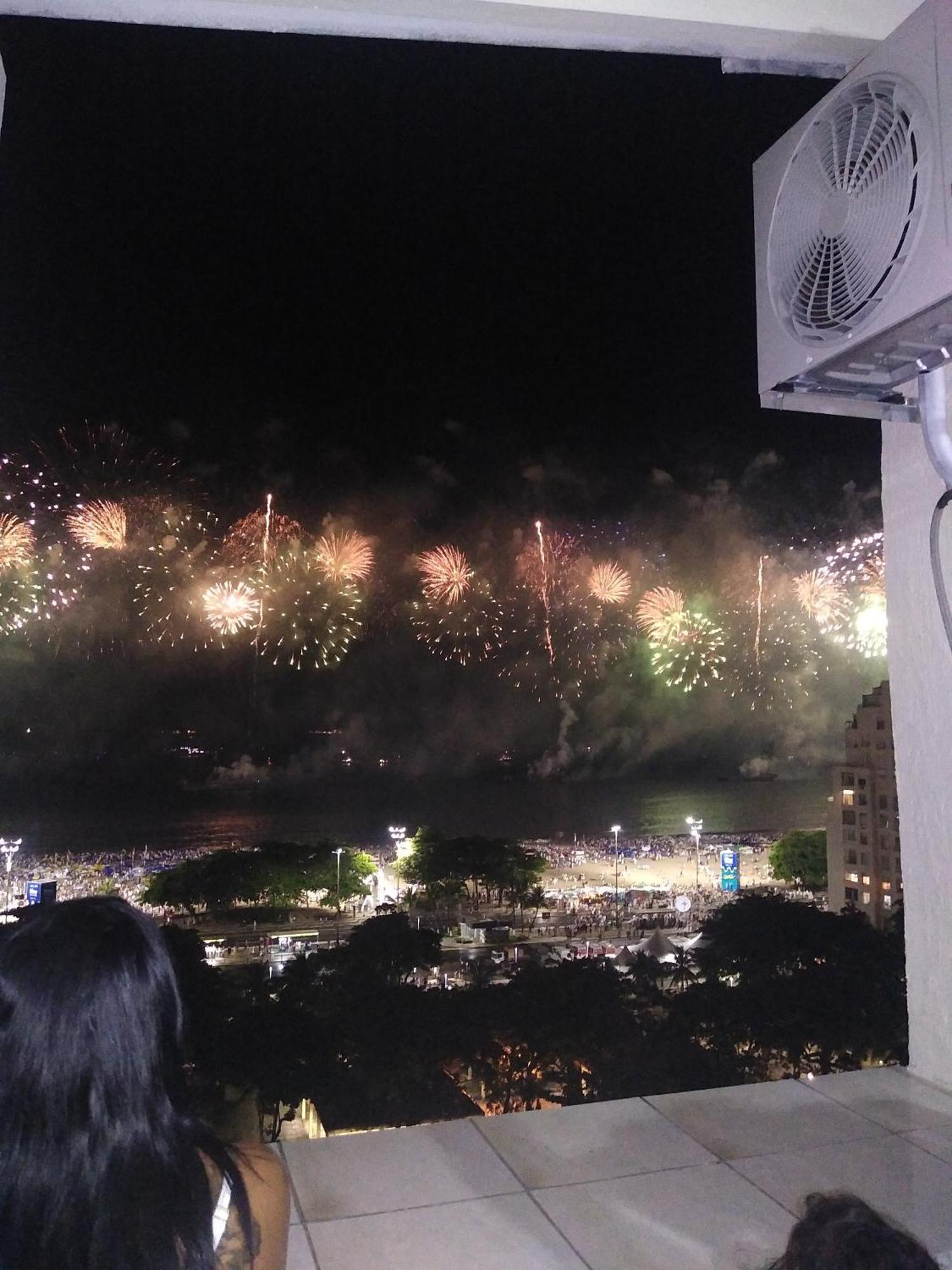 Em Cobertura Com Vista O Mar 1 *