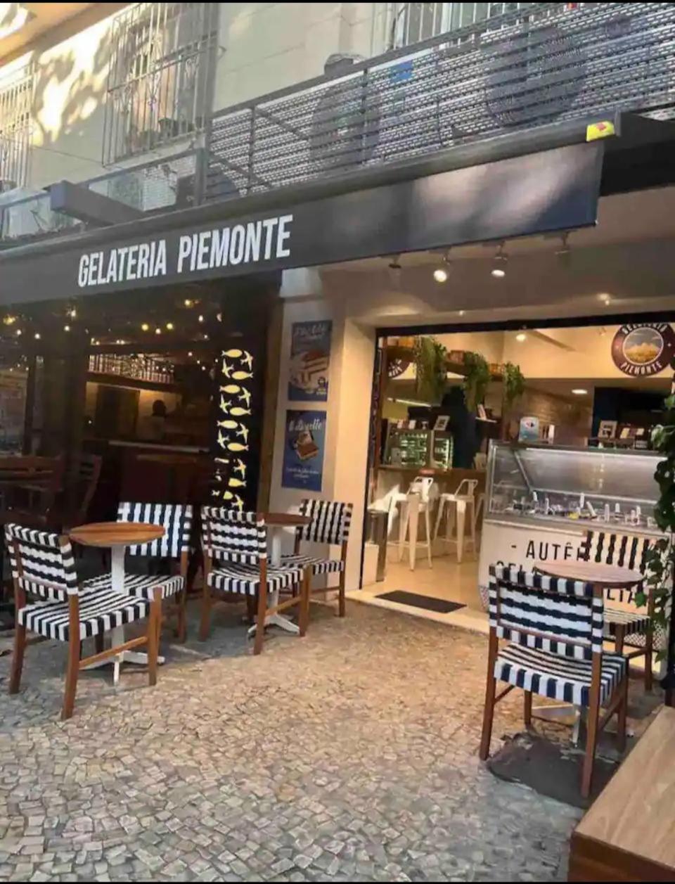 Apartment Lindo Leblon *