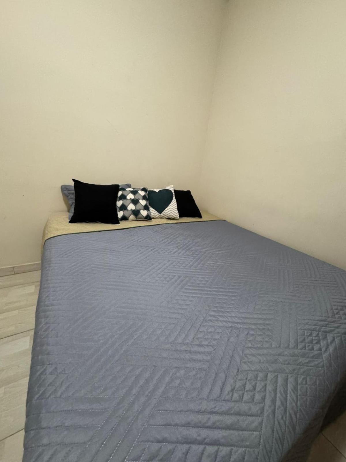 Apartamento Apto Confortavel E Completo Em Copacabana- 2 Quartos Com Split E Wifi *