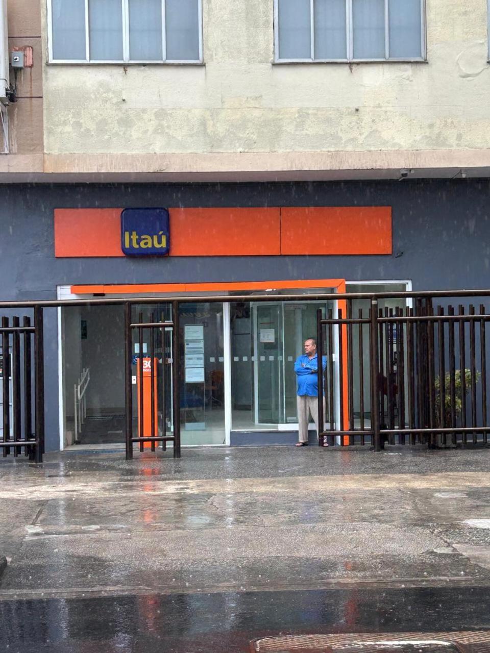 E Sala Leme - 1 Quadra Da Rio de Janeiro