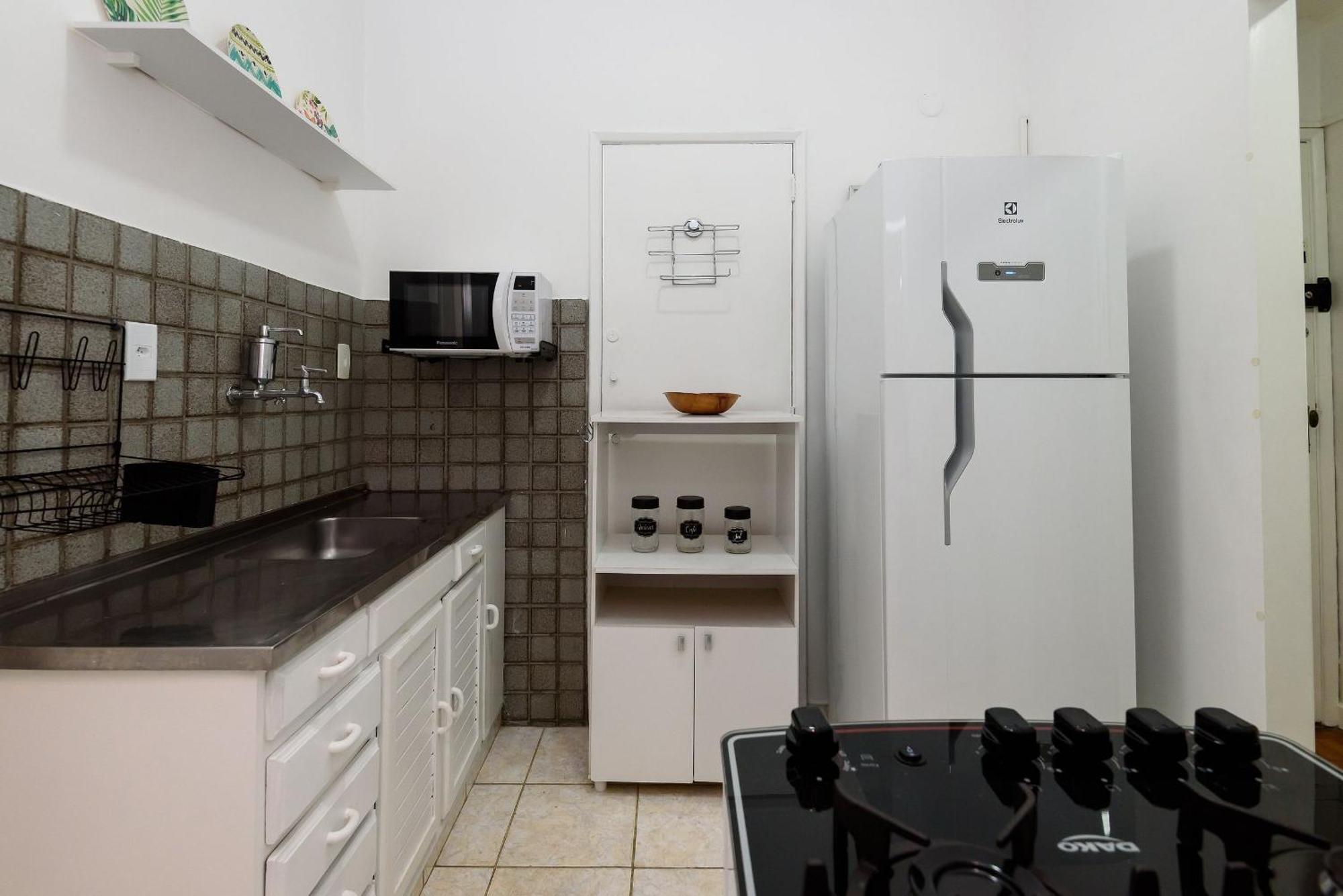 Apartamento A 300m Da De Ipanema | Vp318/404 *
