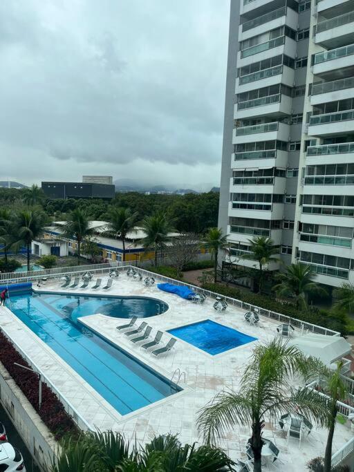 Apartamento 2 Q Barra Olimpica Net Ar Farmasi Riocentro