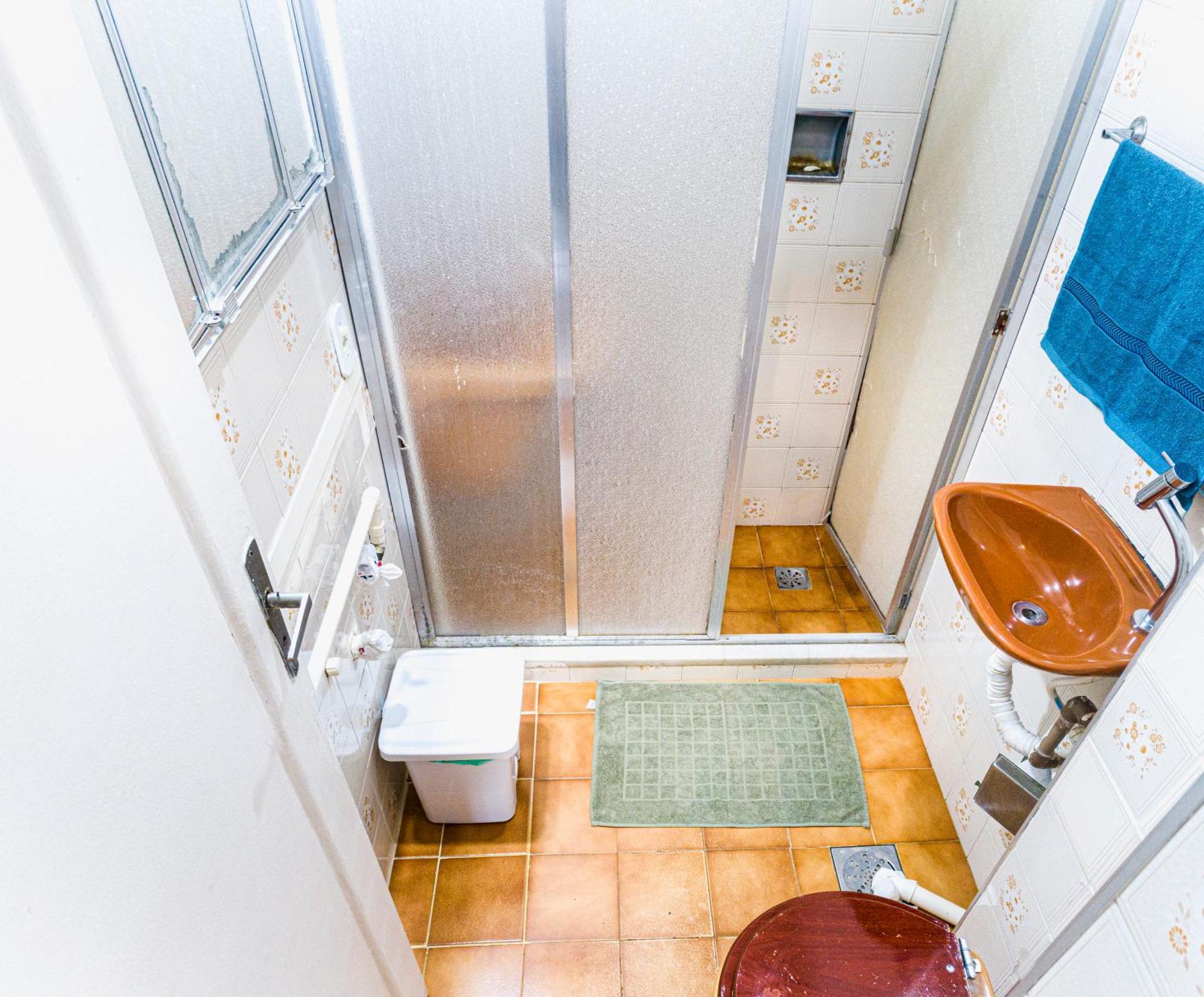 Apartamento Completo Na De Copacabana Com Ar, Wifi, Netflix, Ate 4 Pessoas, Fundos Claro E Silencioso, Pauloangerami Pj135 *