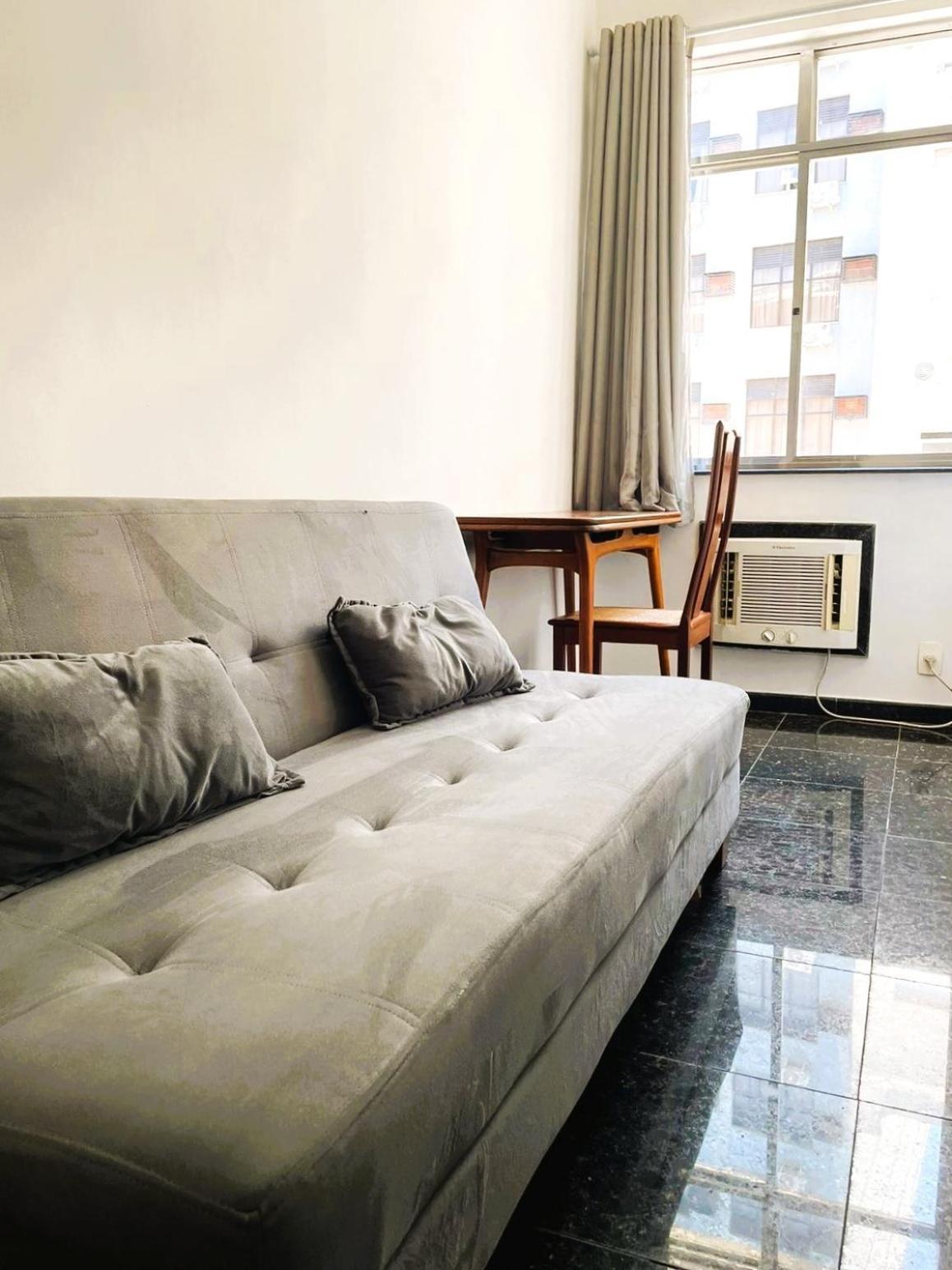 Com Localizacao Perfeita Em Copacabana Apartment