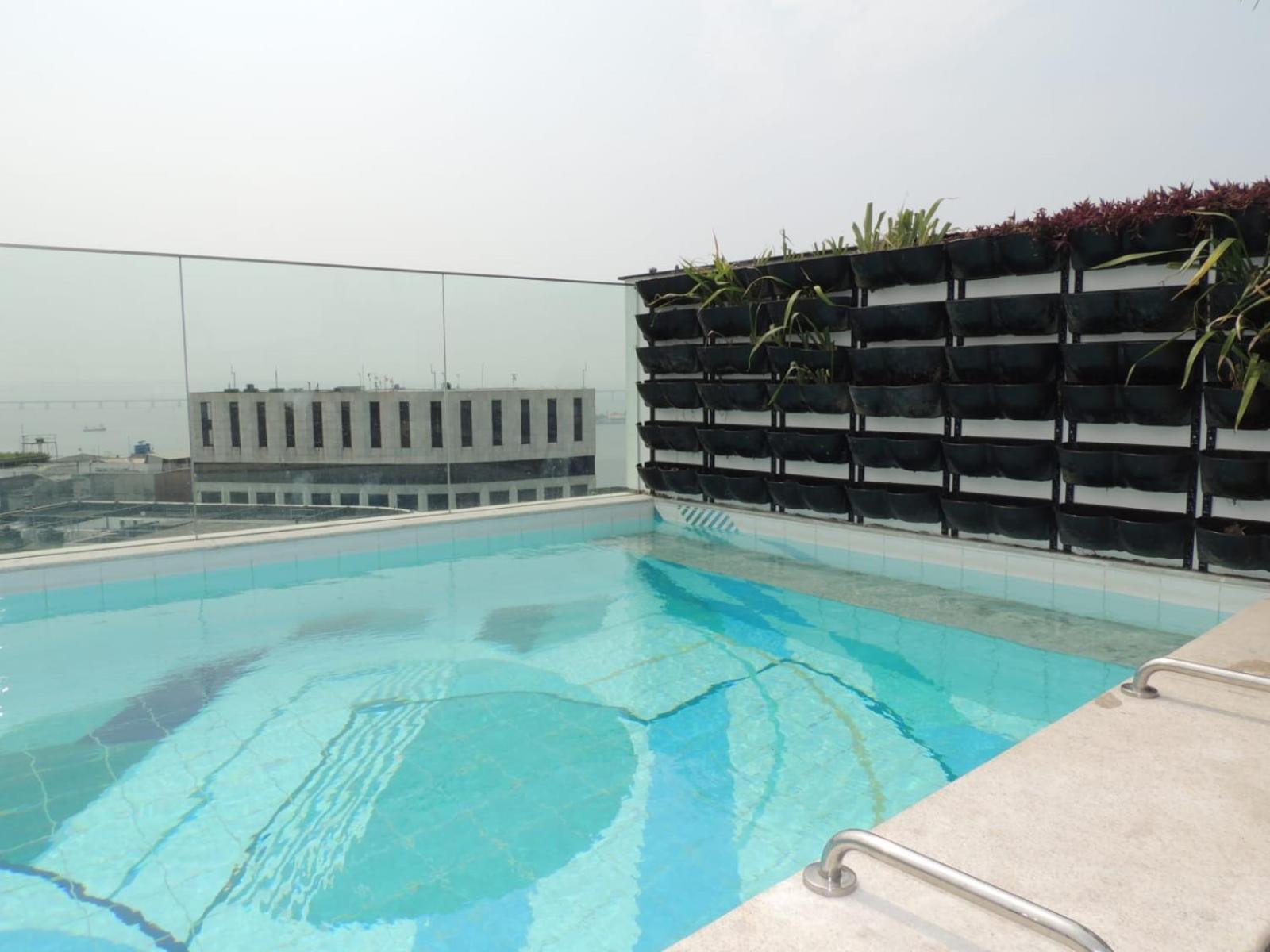 Skylux 708 Apartment