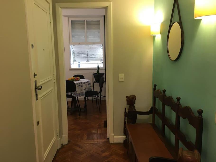 Apartamento Amplo Em Frente A De Copacabana Rio de Janeiro