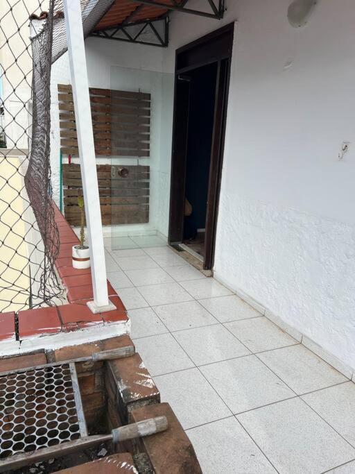 Cama Em Excelente Cobertura Com Vista A Favela
