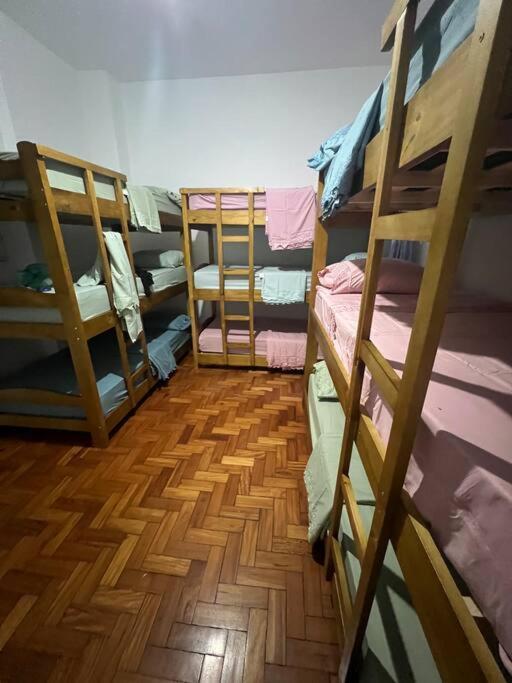 Cama Em Excelente Cobertura Com Vista A Favela