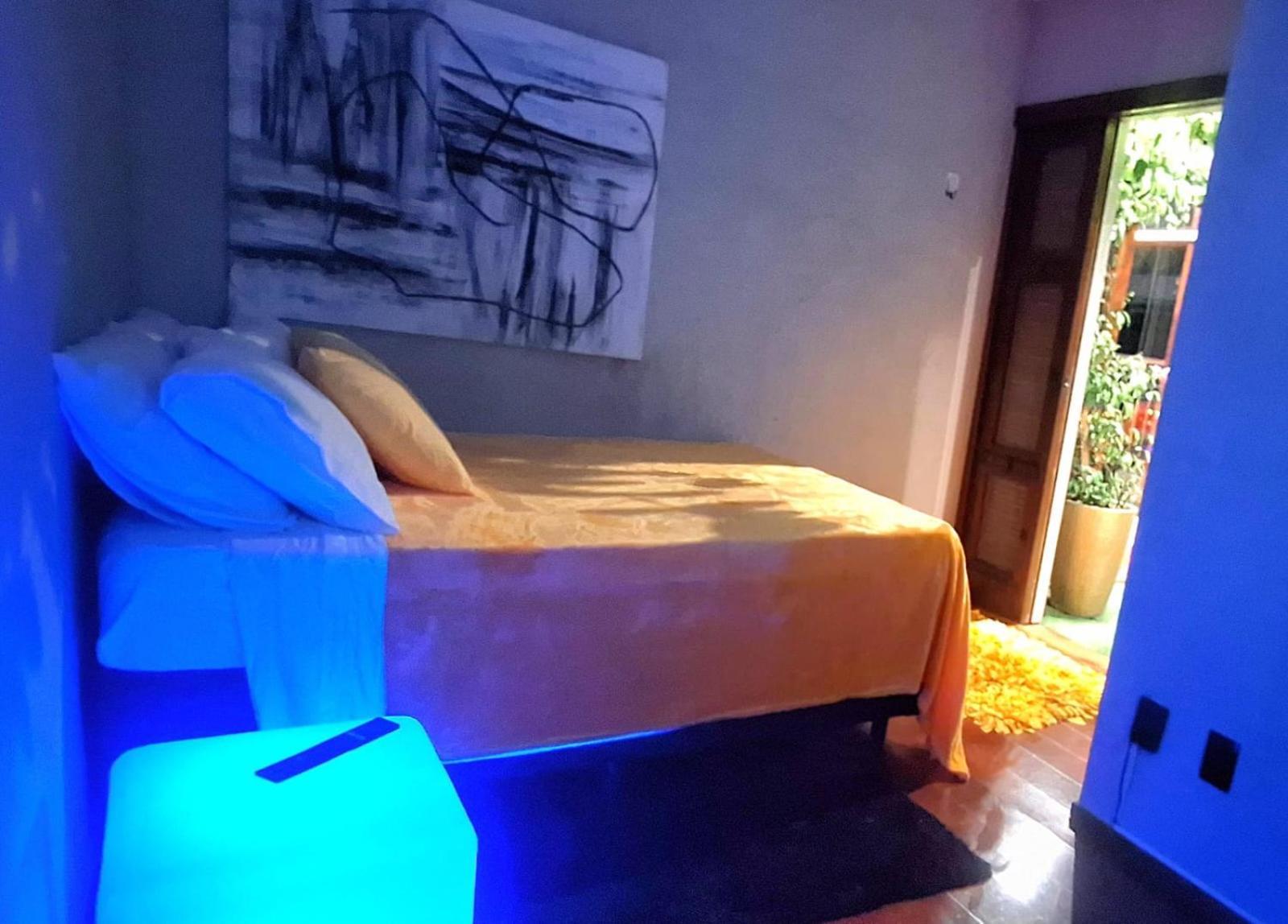 Charmosa Cobertura Em Ipanema Na Quadra Da De Quarto, Sala, Terraco E Sauna Apartment
