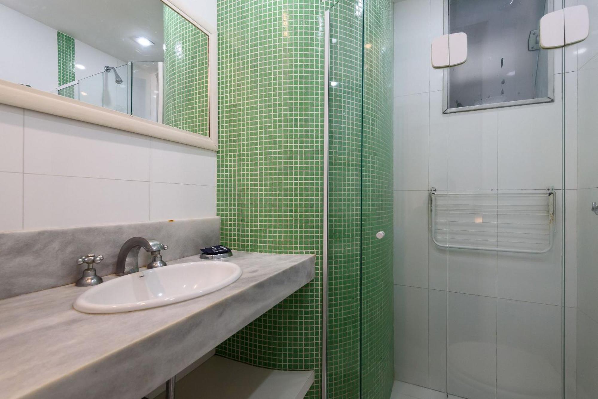 Omar Do Rio - Pm 269/407: Na Quadra Da De Ipanema Entre Os Postos 8 E 9, Internet 125mbps + Workstation E Roku Tv, Próximo Ao Metrô General Osório