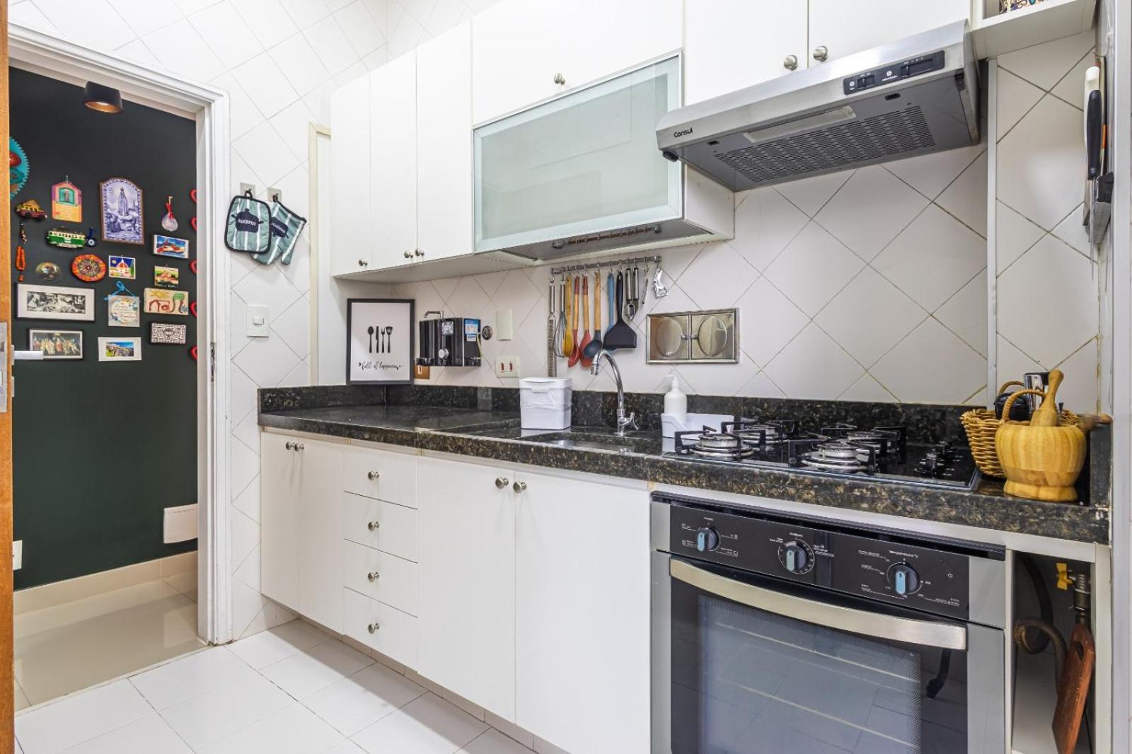 Apartamento Leblon - Pertissimo Da *