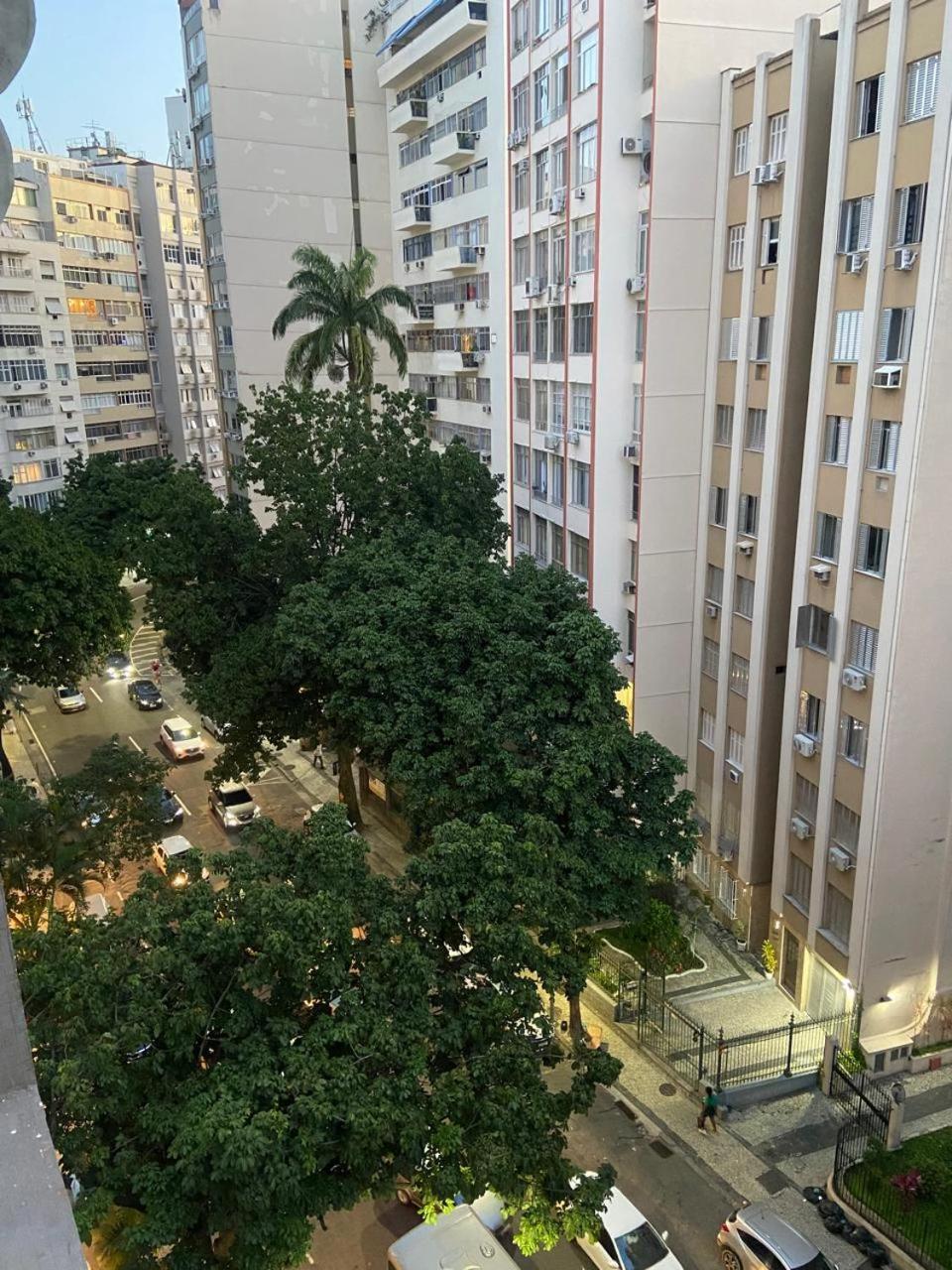 Em Apto No Flamengo Quarto em Acomodações Particulares *