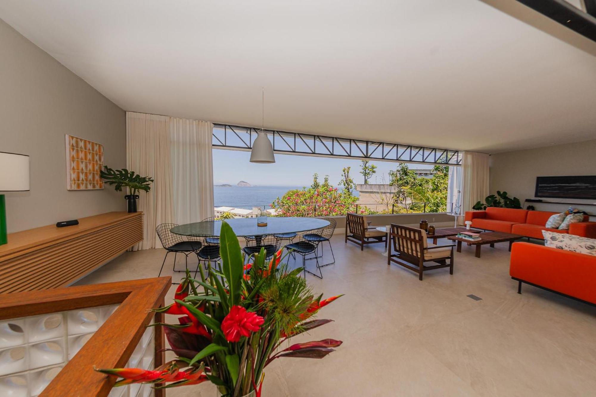 Incredible House W Pool And Breathtaking Views